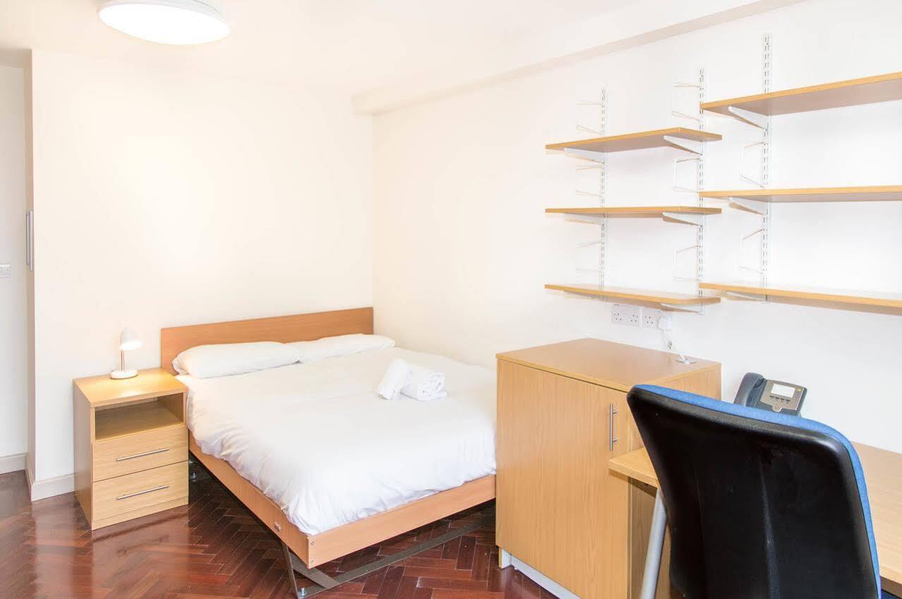 Goodenough College - University Residence Лондон Екстериор снимка