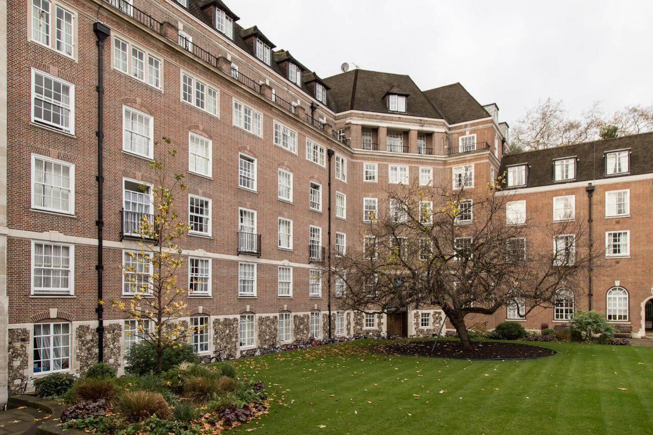 Goodenough College - University Residence Лондон Екстериор снимка